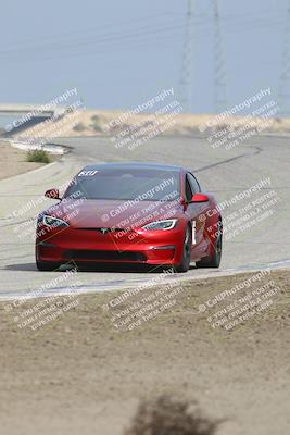 media/Oct-19-2025-Speed Ventures (Sun) [[a6e7fe67be]]/TC B/Session 2 (Outside Grapevine)/